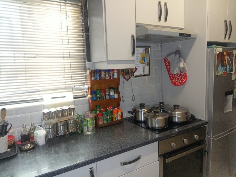 3 Bedroom Property for Sale in Westridge Western Cape